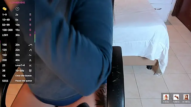 Snapshot of Ambar_Cooxx chatting on 01-15-26, 11:15 Ambar Cooxx online show from 01-15-26, 11:15