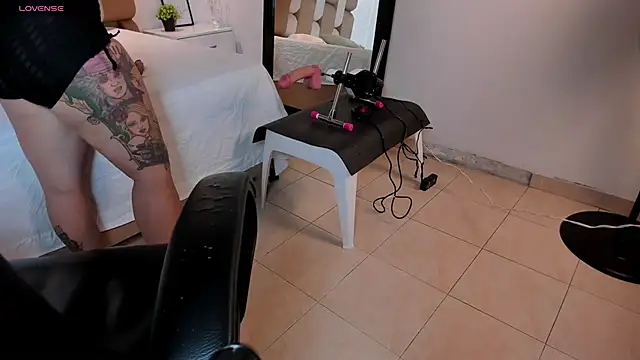 Snapshot of Ambar_Cooxx chatting on 02-19-26, 11:28 Ambar Cooxx online show from 02-19-26, 11:28