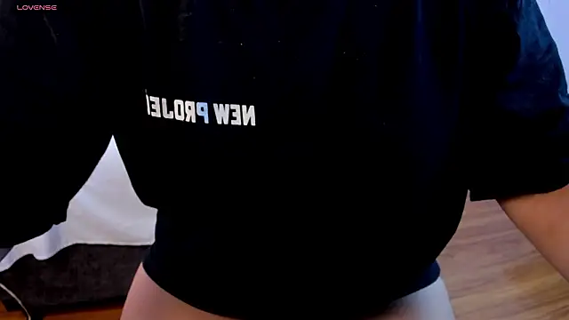 Snapshot of Ambar_Cooxx chatting on 02-22-26, 11:42 Ambar Cooxx online show from 02-22-26, 11:42