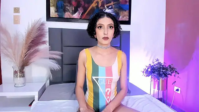 Snapshot of LyraVendrell chatting on 03-04-26, 06:58 LyraVendrell online show from 03-04-26, 06:58