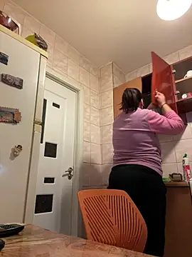 Snapshot of Dana92va chatting on 02-11-26, 05:45 Dana92va online show from 02-11-26, 05:45