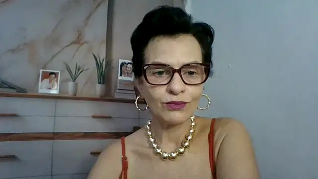 Luna-Hot0802 online show from 04-09-26, 12:43