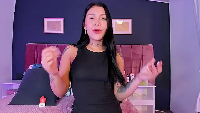 Snapshot of GabyyCute_ chatting on 02-28-26, 12:00 GabyyCute online show from 02-28-26, 12:00