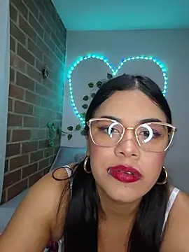 Snapshot of steffany_doll chatting on 12-03-25, 11:47 steffany doll online show from 12-03-25, 11:47