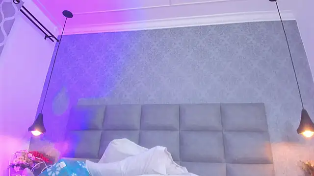 emilyy r online show from 03-05-26, 07:21