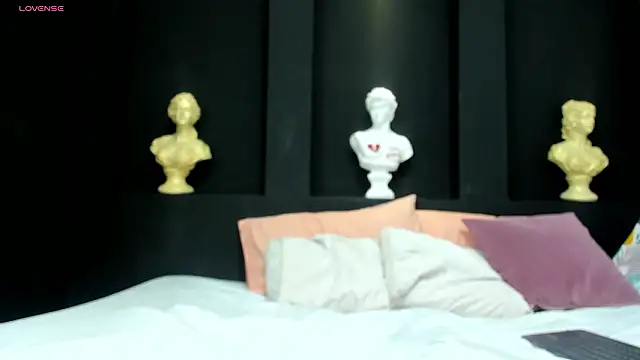 emilyy r online show from 03-13-26, 07:09