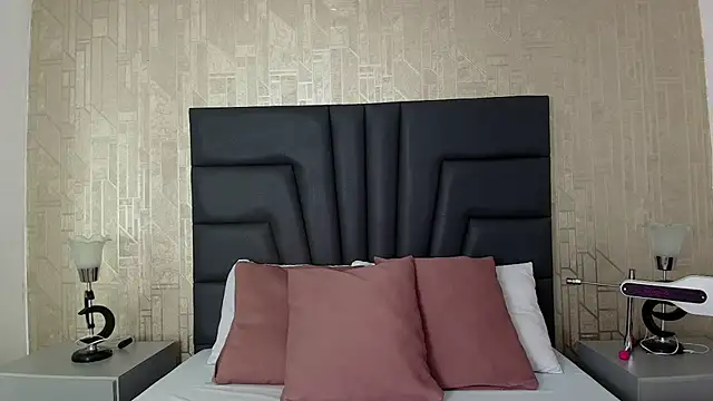 Snapshot of tamara_walter chatting on 01-15-26, 10:02 tamara walter online show from 01-15-26, 10:02