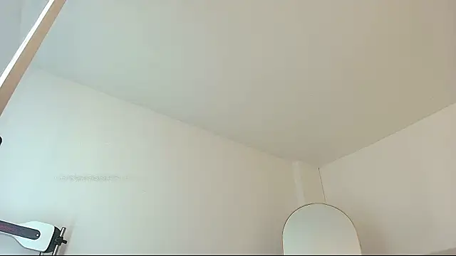 Snapshot of tamara_walter chatting on 02-20-26, 01:33 tamara walter online show from 02-20-26, 01:33