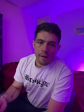 williamsmiiths16 online show from 01-10-26, 03:30