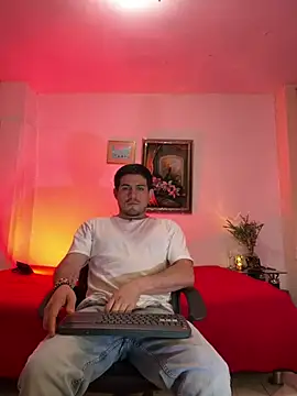 williamsmiiths16 online show from 04-07-26, 11:21