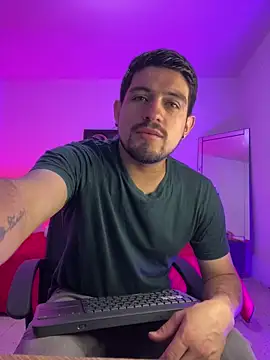 williamsmiiths16 online show from 06-12-26, 11:20