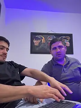 williamsmiiths16 online show from 07-22-26, 02:03