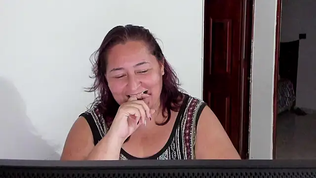 VioletBruces online show from 12-22-25, 11:46