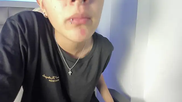 Snapshot of sirio_js chatting on 01-09-26, 04:15 sirio js online show from 01-09-26, 04:15