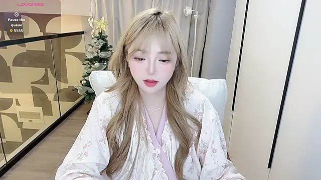 Snapshot of Star-XinX chatting on 03-08-26, 10:41 Star-XinX online show from 03-08-26, 10:41