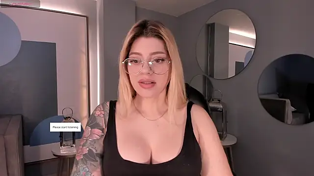 MadisonKane online show from 04-28-26, 11:26