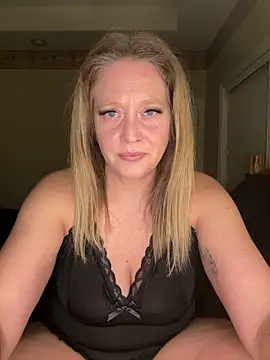 Snapshot of MissyLovelace chatting on 02-03-26, 12:10 MissyLovelace online show from 02-03-26, 12:10