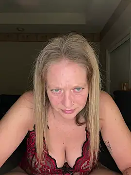 Snapshot of MissyLovelace chatting on 02-06-26, 12:19 MissyLovelace online show from 02-06-26, 12:19