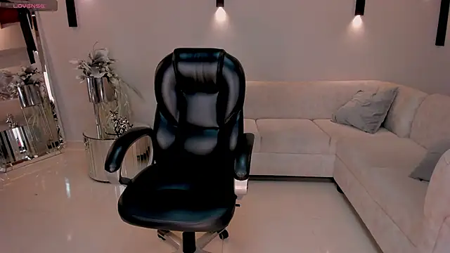 ChloeManson online show from 02-13-25, 08:55