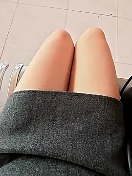 Snapshot of Baby-Linh chatting on 03-28-26, 02:55 Baby-Linh online show from 03-28-26, 02:55