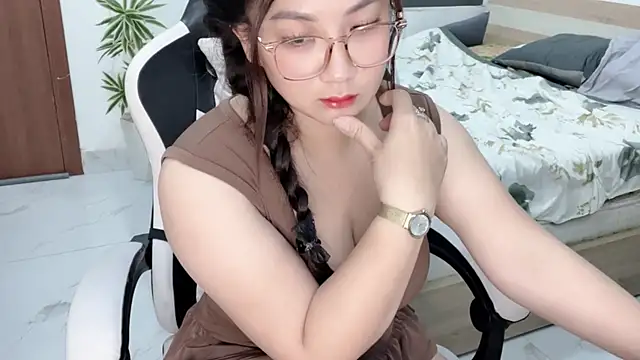 Snapshot of Ni-Ni_2K chatting on 07-15-26, 06:18 Ni-Ni 2K online show from 07-15-26, 06:18