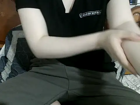 Maika 2k online show from 12-04-25, 02:32