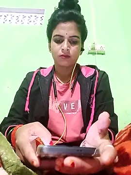 Snapshot of Big_soniya55A chatting on 12-22-25, 03:47 Big soniya55A online show from 12-22-25, 03:47