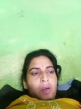 Snapshot of Big_soniya55A chatting on 02-01-26, 02:37 Big soniya55A online show from 02-01-26, 02:37