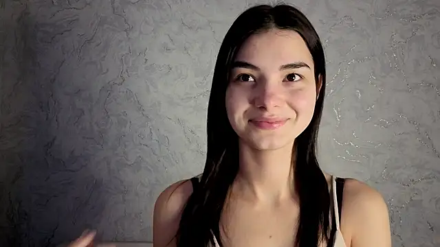 Laura Sunday online show from 03-12-26, 11:38