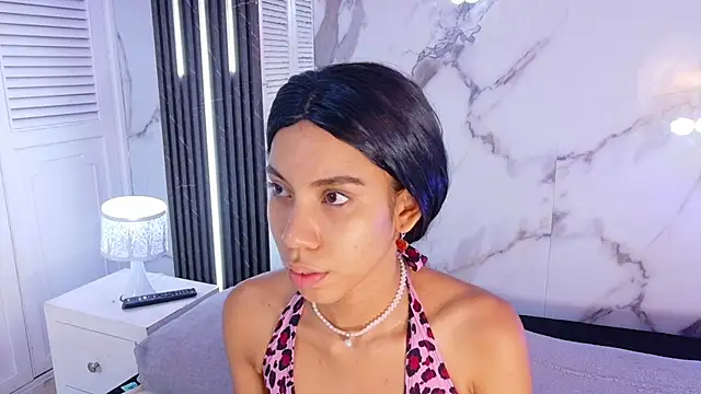 BellaHarpeer online show from 07-29-26, 07:23