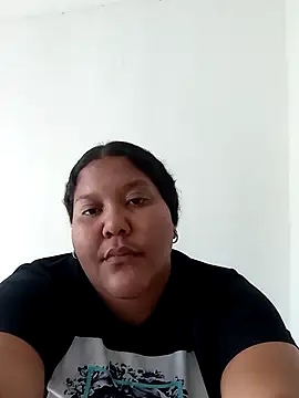 Snapshot of VaneandRossy chatting on 12-22-25, 01:30 VaneandRossy online show from 12-22-25, 01:30