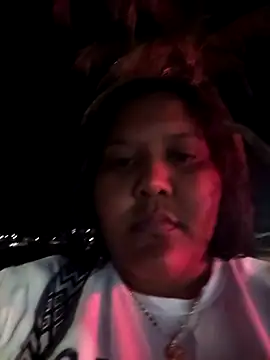 Snapshot of VaneandRossy chatting on 01-09-26, 12:24 VaneandRossy online show from 01-09-26, 12:24