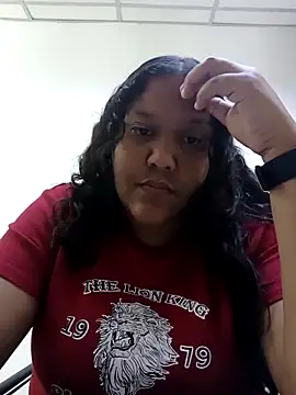 Snapshot of VaneandRossy chatting on 02-28-26, 02:51 VaneandRossy online show from 02-28-26, 02:51