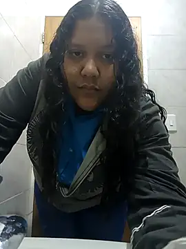 Snapshot of VaneandRossy chatting on 03-04-26, 09:21 VaneandRossy online show from 03-04-26, 09:21