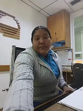VaneandRossy online show from 05-15-26, 02:46