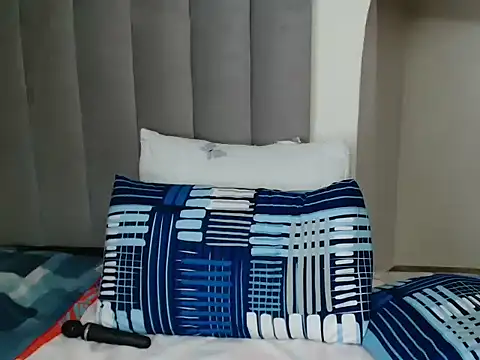 Sassy S online show from 02-15-26, 01:09