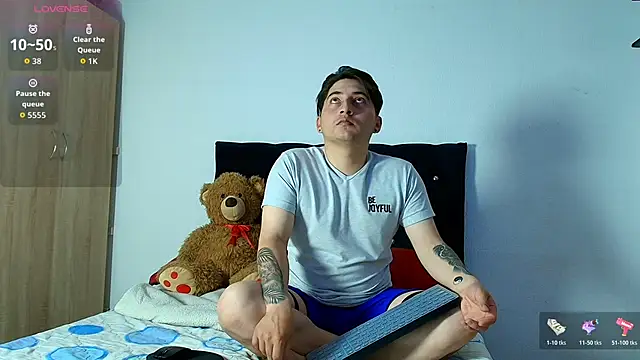 ethan  01 online show from 12-04-25, 07:11