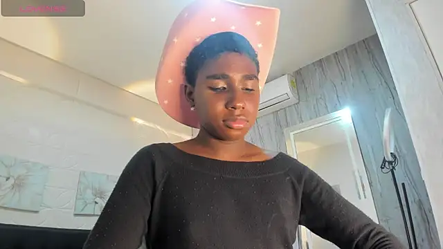 teylor lovee online show from 02-07-26, 10:02