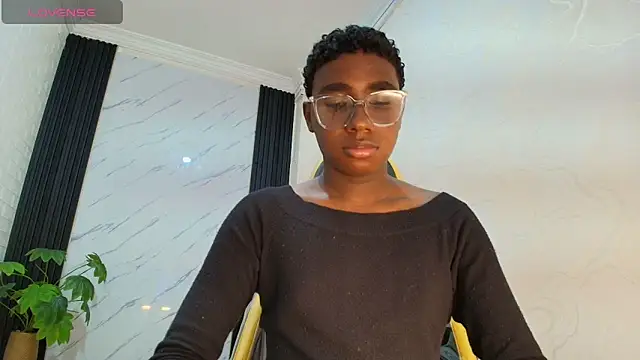 teylor lovee online show from 02-12-26, 08:48