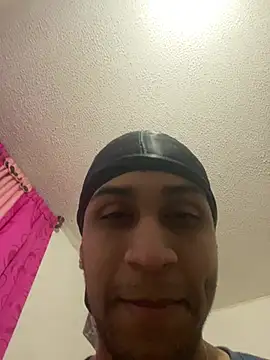 Snapshot of alessandrosavage chatting on 01-08-26, 11:07 alessandrosavage online show from 01-08-26, 11:07