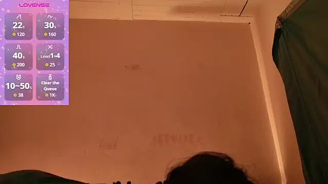 MoonLipsON- online show from 06-09-26, 01:17
