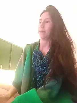 MoonLipsON- online show from 06-19-26, 04:06