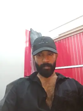 Snapshot of Bigkannan chatting on 06-19-26, 08:18 Bigkannan online show from 06-19-26, 08:18