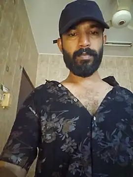 Snapshot of Bigkannan chatting on 06-25-26, 03:17 Bigkannan online show from 06-25-26, 03:17