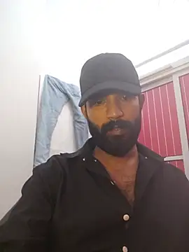 Snapshot of Bigkannan chatting on 07-02-26, 09:37 Bigkannan online show from 07-02-26, 09:37