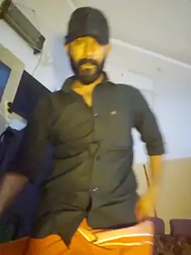 Snapshot of Bigkannan chatting on 07-22-26, 08:11 Bigkannan online show from 07-22-26, 08:11
