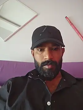 Snapshot of Bigkannan chatting on 07-23-26, 09:40 Bigkannan online show from 07-23-26, 09:40
