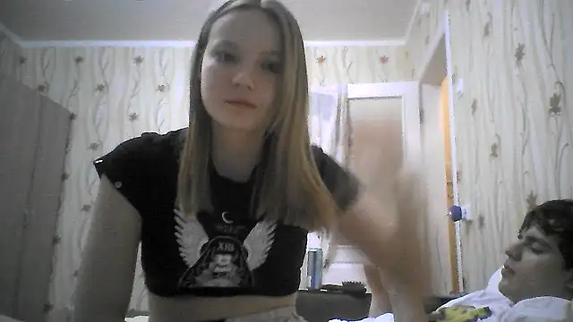 Snapshot of EvgeniyXAnna chatting on 03-02-26, 08:04 EvgeniyXAnna online show from 03-02-26, 08:04