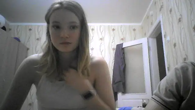 Snapshot of EvgeniyXAnna chatting on 03-08-26, 08:45 EvgeniyXAnna online show from 03-08-26, 08:45