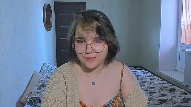 Lily-Violet online show from 03-23-26, 07:45